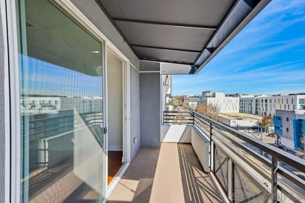 550 Park Blvd 2604, San Diego, California 92101 home-pic-35