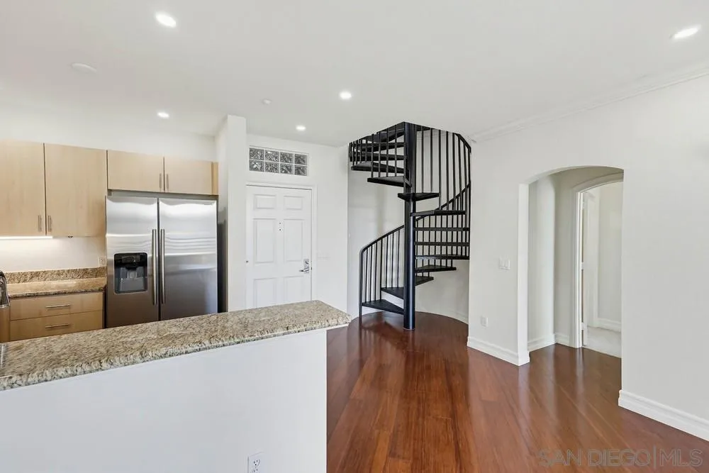 550 Park Blvd 2604, San Diego, California 92101 home-pic-14