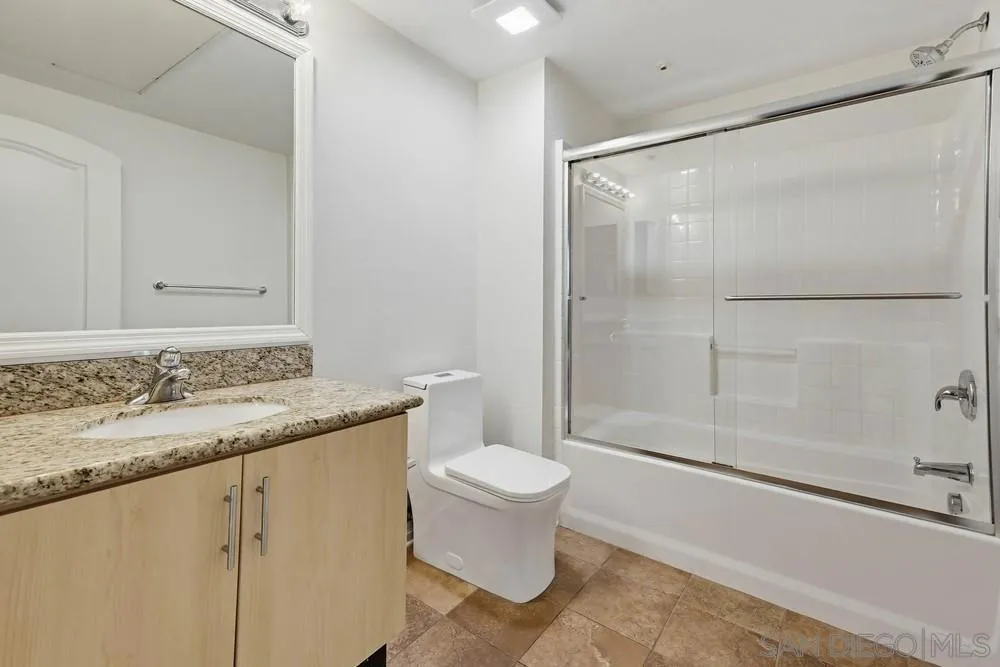 550 Park Blvd 2604, San Diego, California 92101 home-pic-20