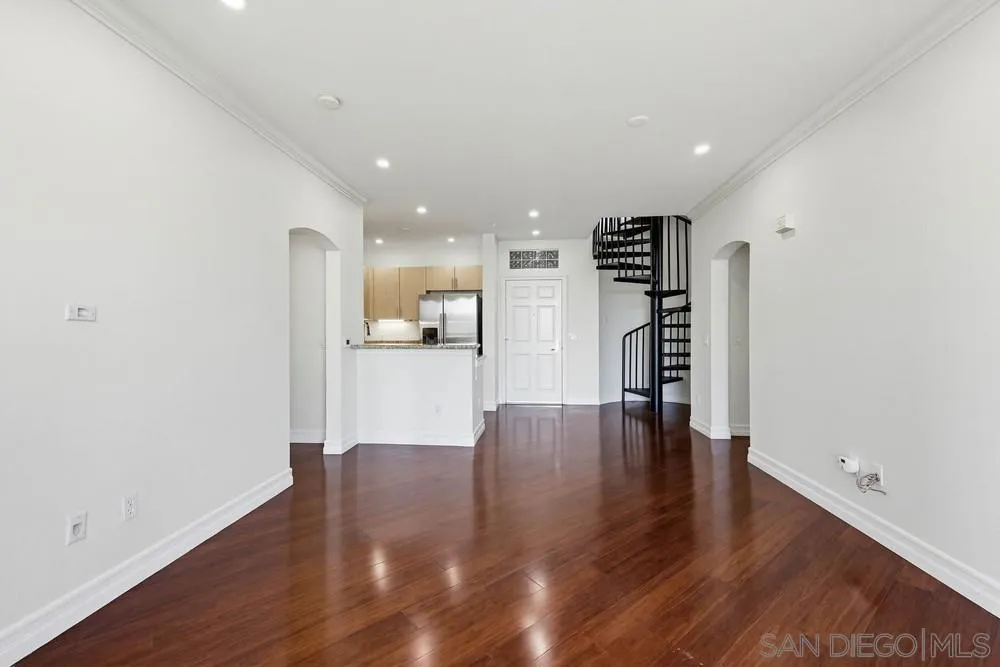 550 Park Blvd 2604, San Diego, California 92101 home-pic-13