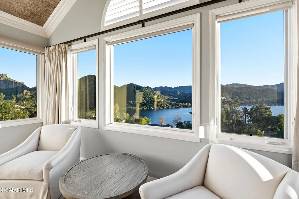 708 Ravensbury Street, Westlake Village, California 91361 home-pic-22