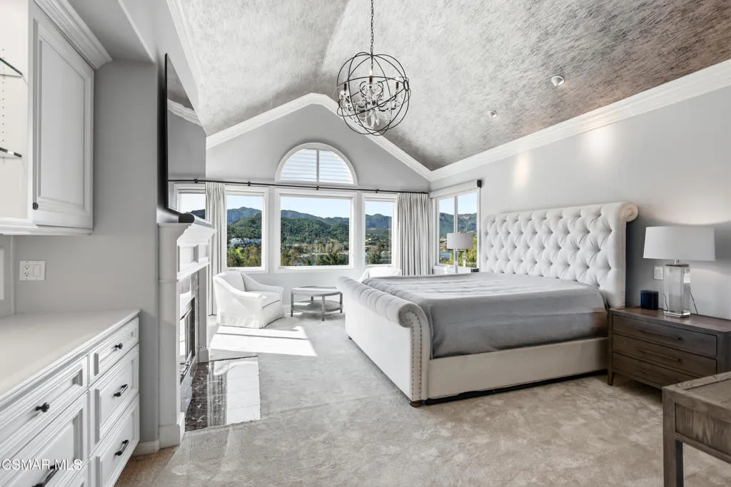 708 Ravensbury Street, Westlake Village, California 91361 home-pic-20