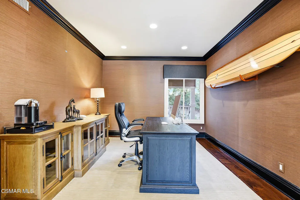 708 Ravensbury Street, Westlake Village, California 91361 home-pic-18