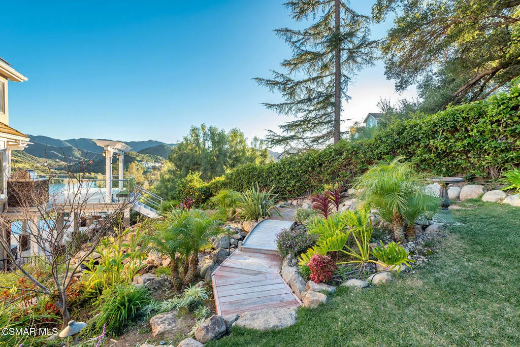 708 Ravensbury Street, Westlake Village, California 91361 home-pic-30