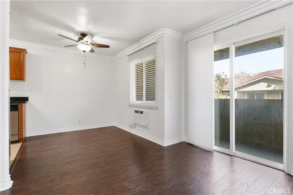 156 Avenida Descanso, Oceanside, California 92057 home-pic-19