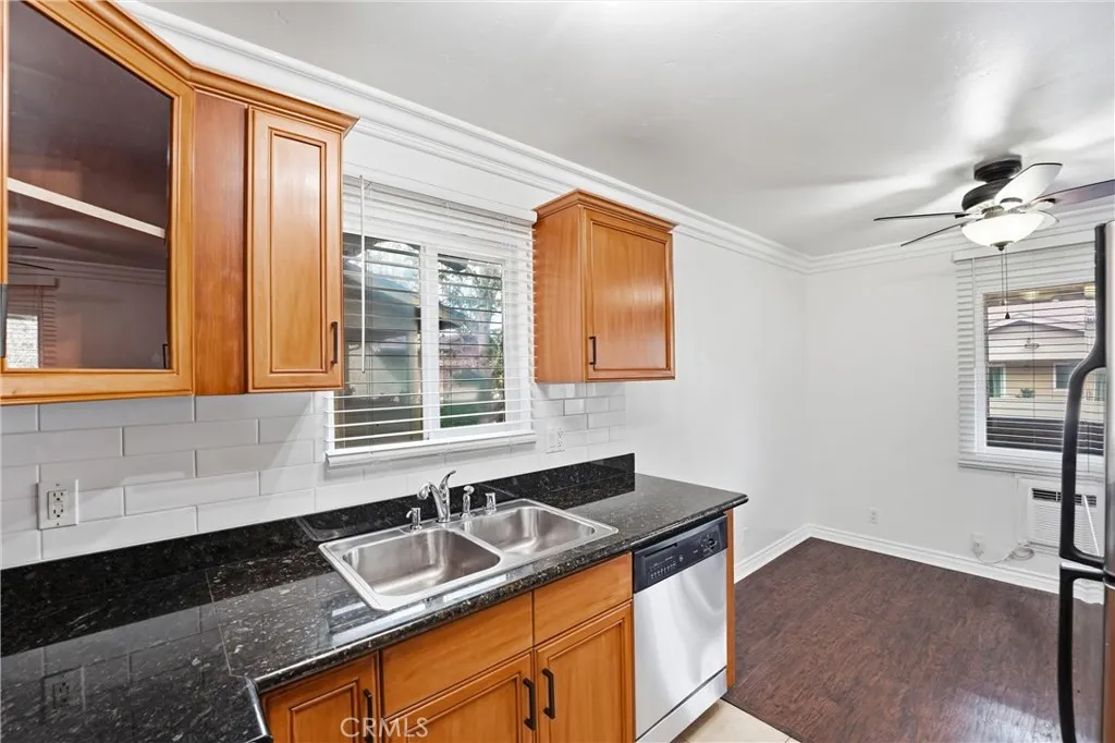 156 Avenida Descanso, Oceanside, California 92057 home-pic-33