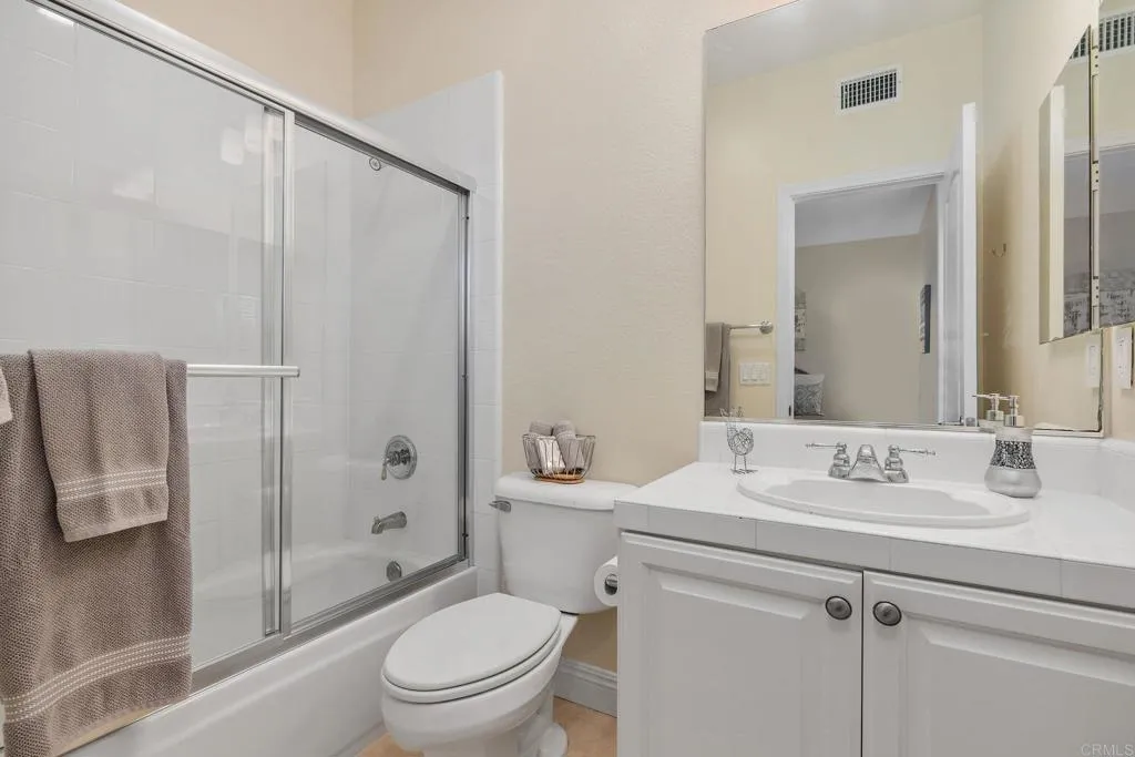 5157 Seashell Place, San Diego, California 92130 home-pic-30