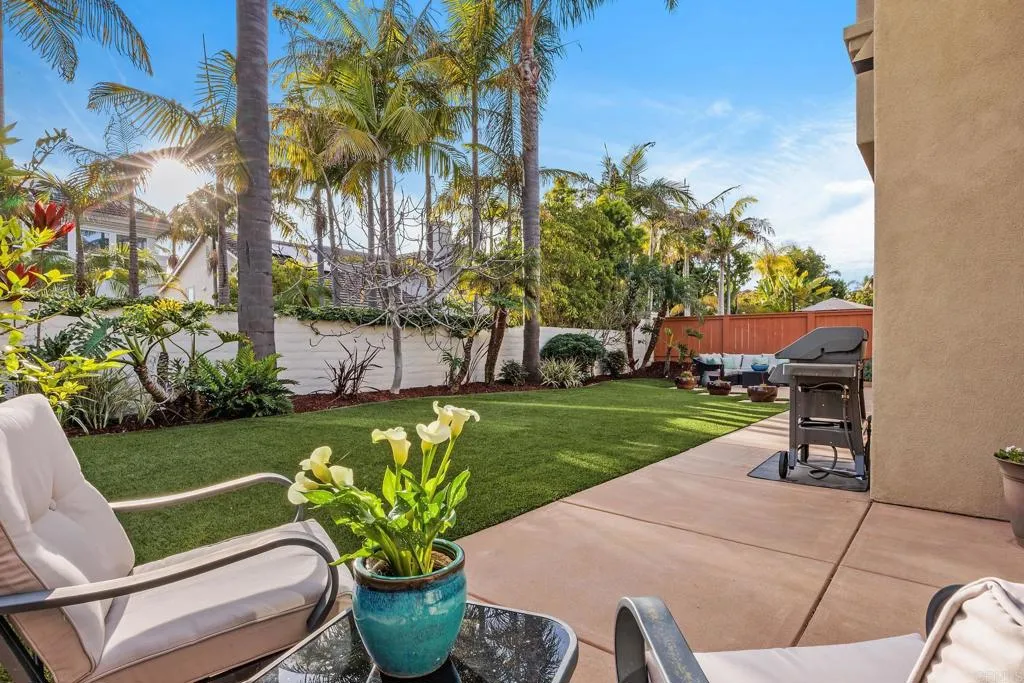 5157 Seashell Place, San Diego, California 92130 home-pic-50