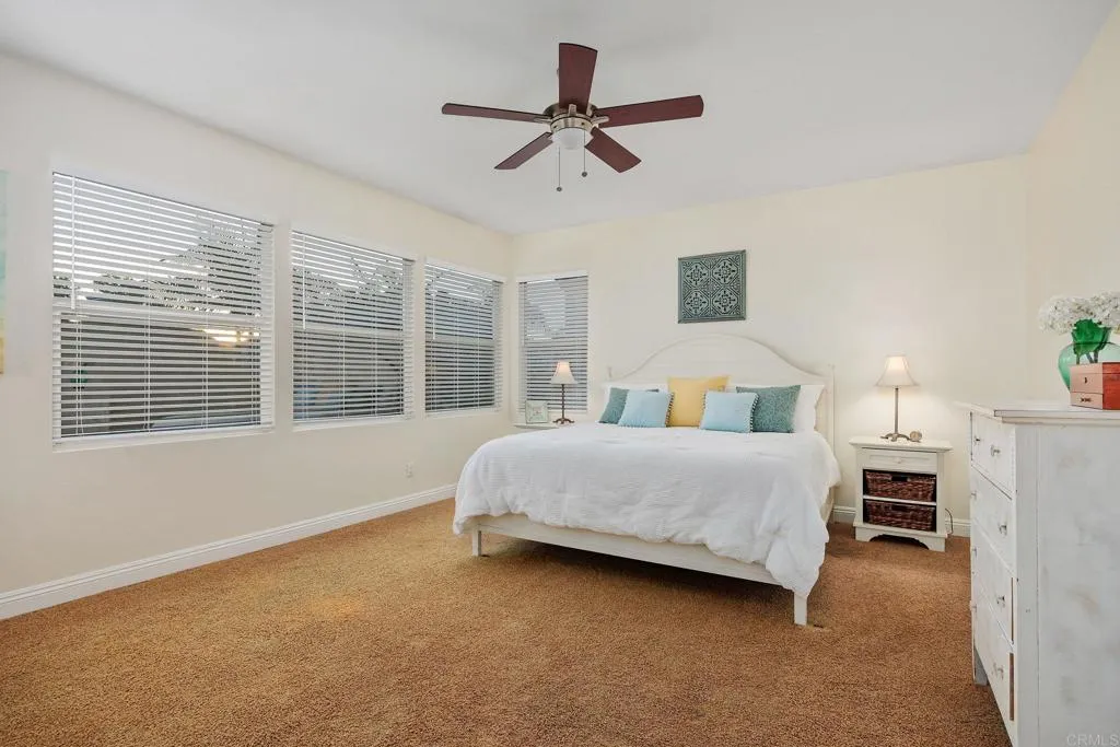 5157 Seashell Place, San Diego, California 92130 home-pic-22