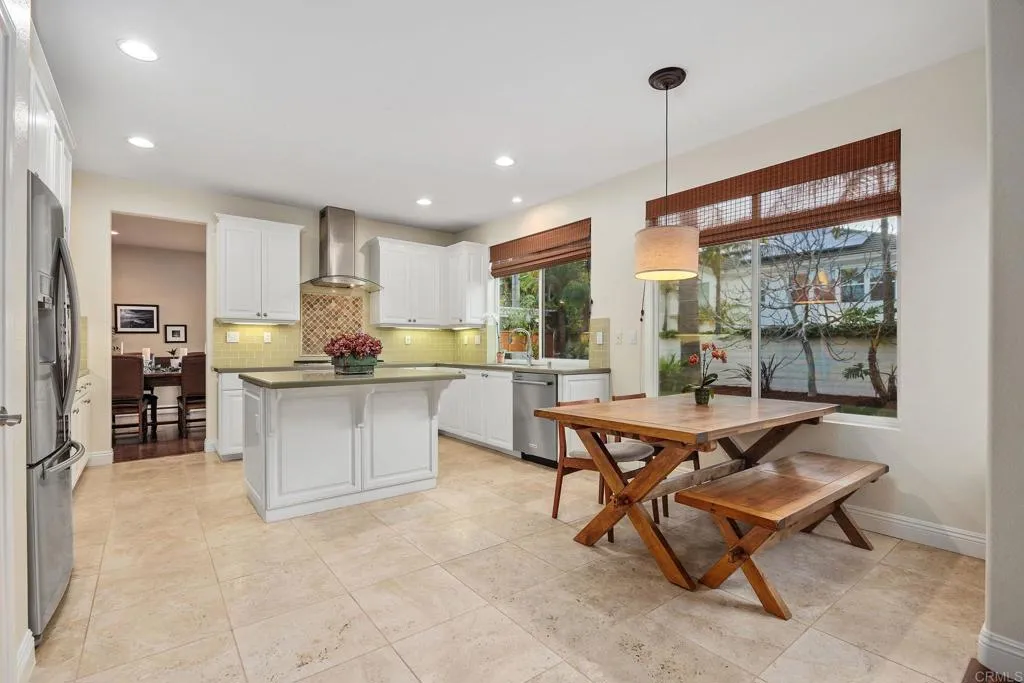 5157 Seashell Place, San Diego, California 92130 home-pic-15