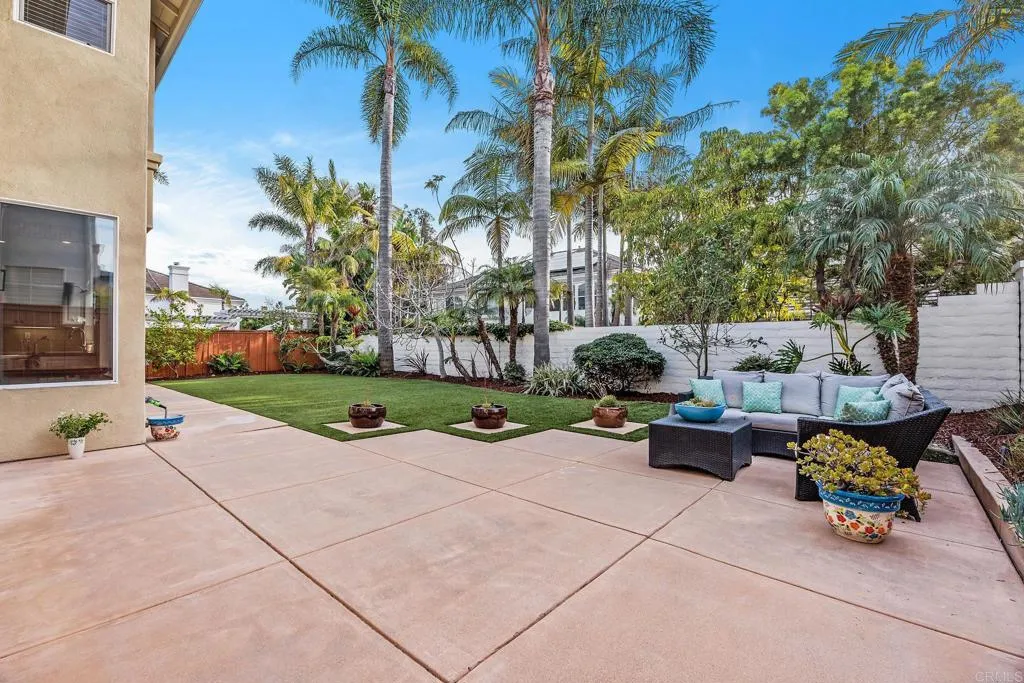 5157 Seashell Place, San Diego, California 92130 home-pic-47
