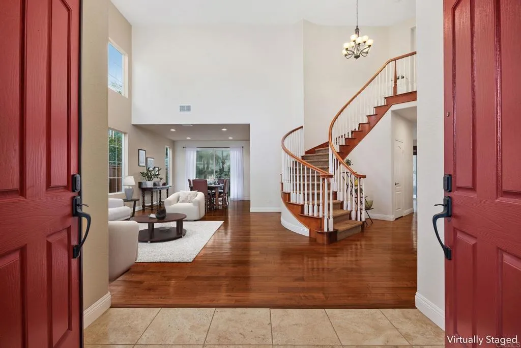 5157 Seashell Place, San Diego, California 92130 home-pic-8