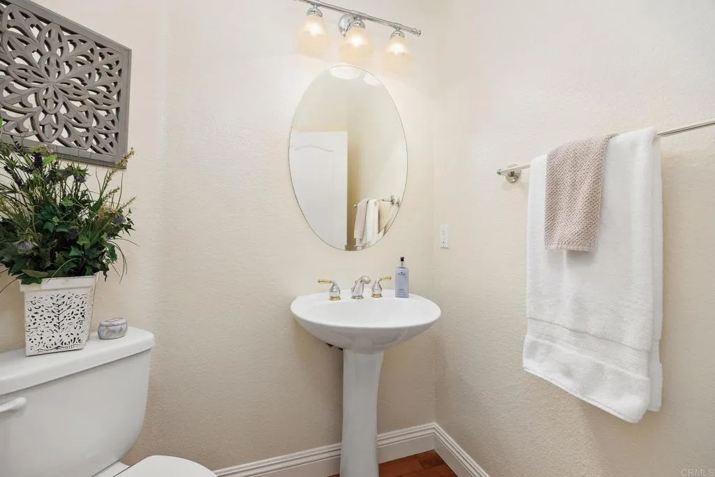 5157 Seashell Place, San Diego, California 92130 home-pic-20