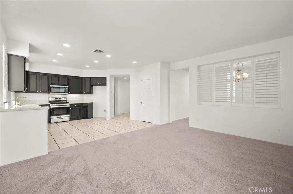 8634 Cabin, Riverside, California 92508 home-pic-8