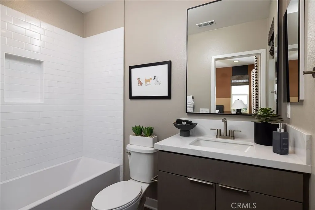312 E Whittier Boulevard, La Habra, California 90631 home-pic-7