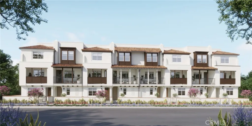 312 E Whittier Boulevard, La Habra, California 90631 home-pic-1