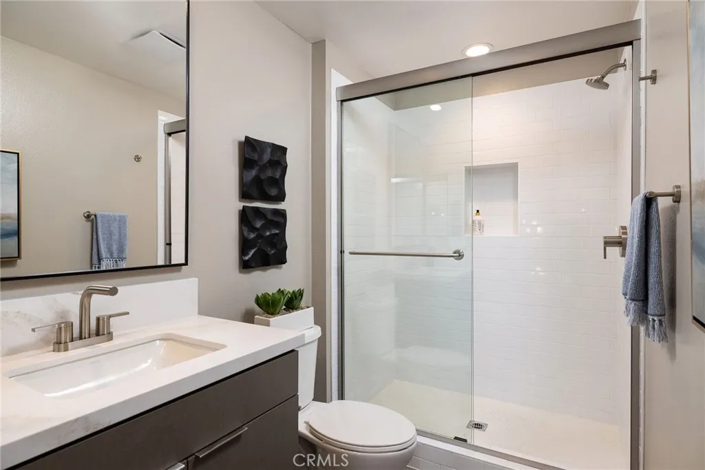 312 E Whittier Boulevard, La Habra, California 90631 home-pic-6
