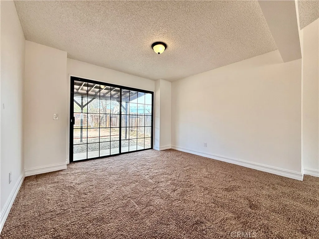 37727 Boxthorn, Palmdale, California 93552 home-pic-18