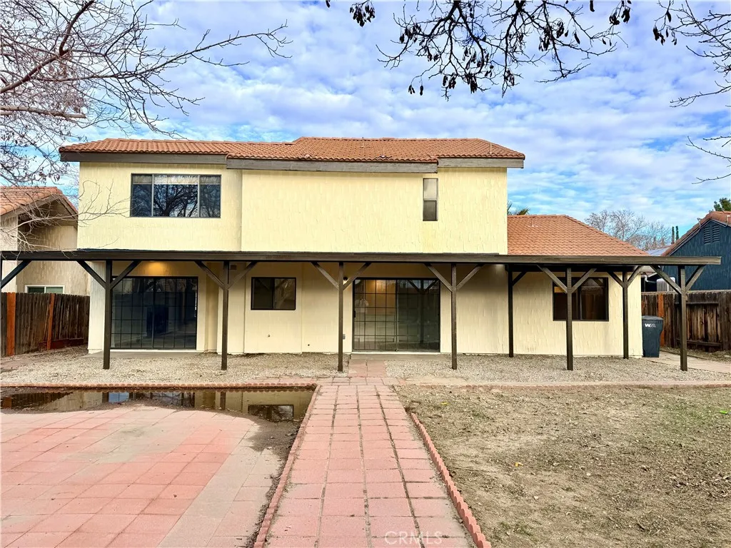 37727 Boxthorn, Palmdale, California 93552 home-pic-40