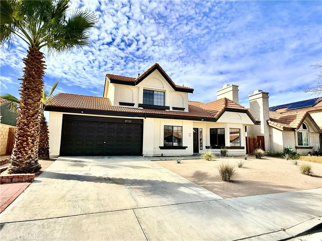 37727 Boxthorn, Palmdale, California 93552 home-pic-2