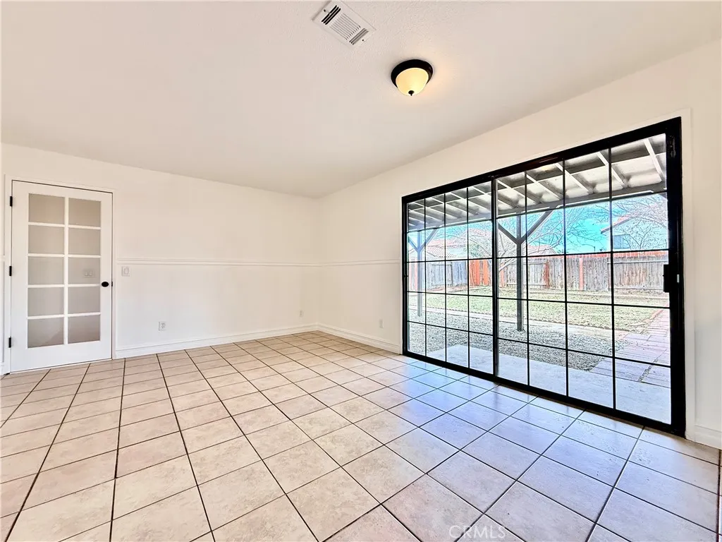 37727 Boxthorn, Palmdale, California 93552 home-pic-11