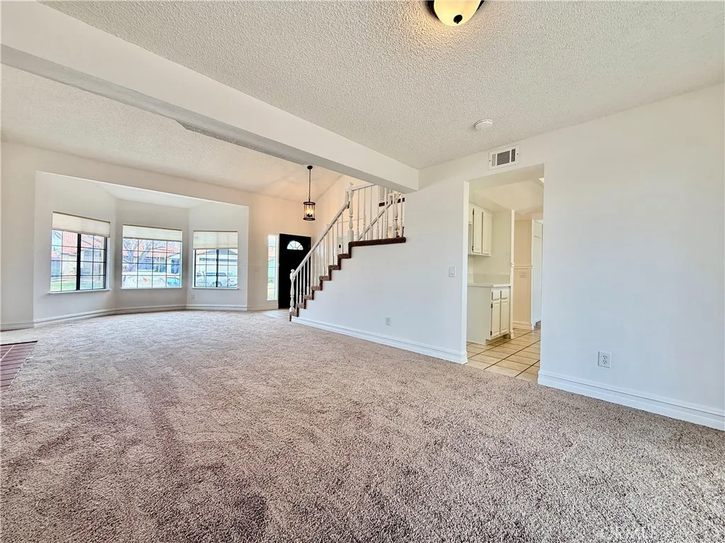 37727 Boxthorn, Palmdale, California 93552 home-pic-16