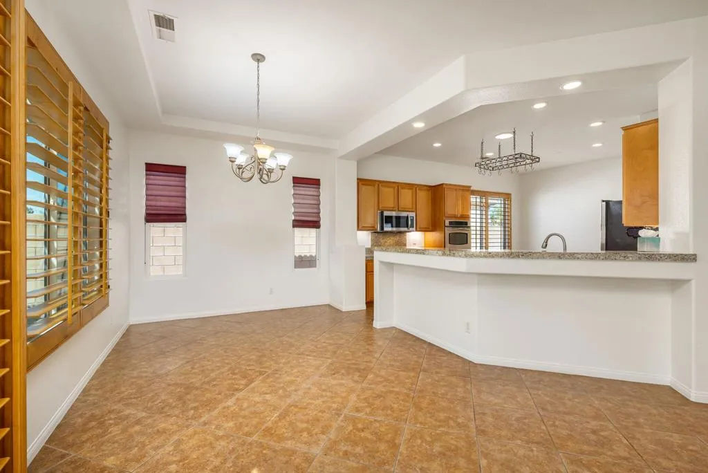 43227 Corte Del Oro, La Quinta, California 92253 home-pic-18