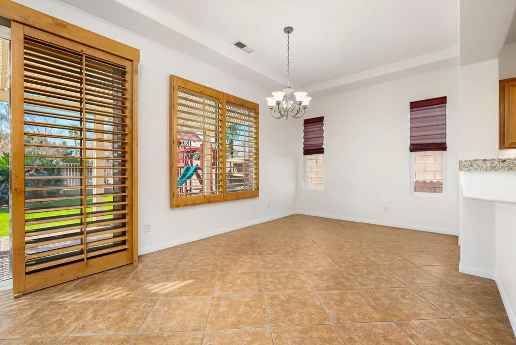 43227 Corte Del Oro, La Quinta, California 92253 home-pic-17