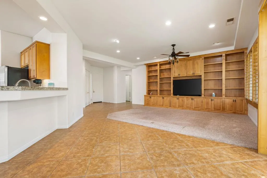 43227 Corte Del Oro, La Quinta, California 92253 home-pic-14