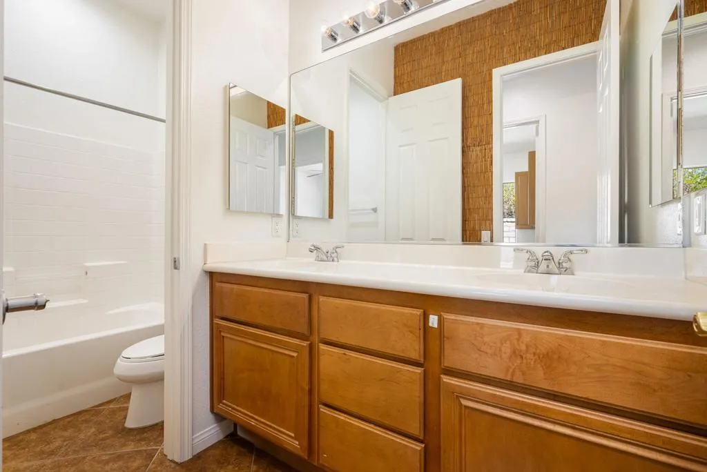 43227 Corte Del Oro, La Quinta, California 92253 home-pic-45