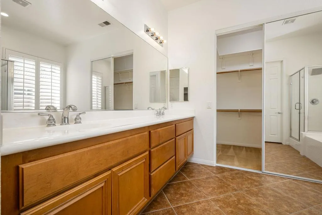 43227 Corte Del Oro, La Quinta, California 92253 home-pic-40