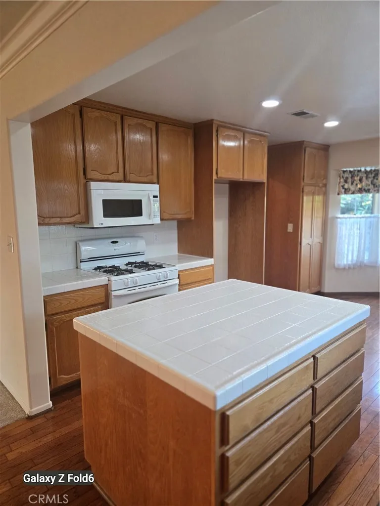 5174 Fox Hills, Buena Park, California 90621 home-pic-22