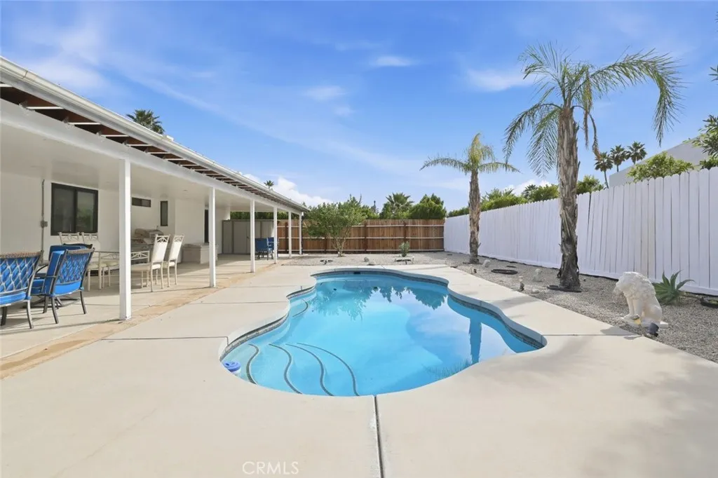 2901 E Via Escuela, Palm Springs, California 92262 home-pic-28
