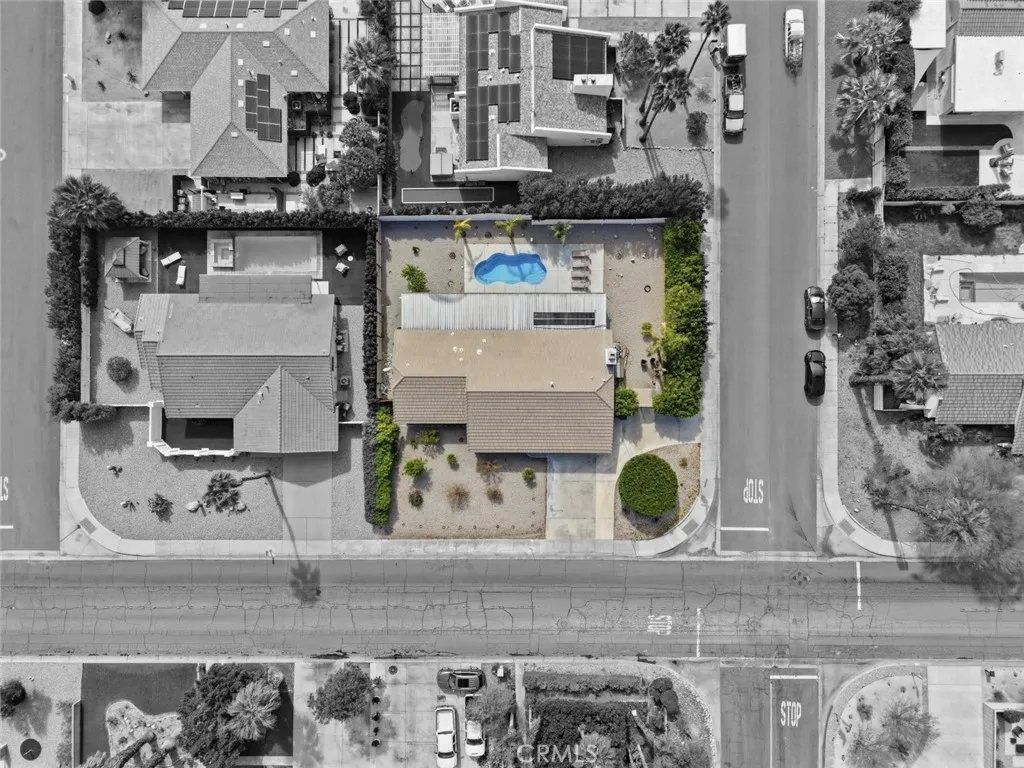 2901 E Via Escuela, Palm Springs, California 92262 home-pic-37