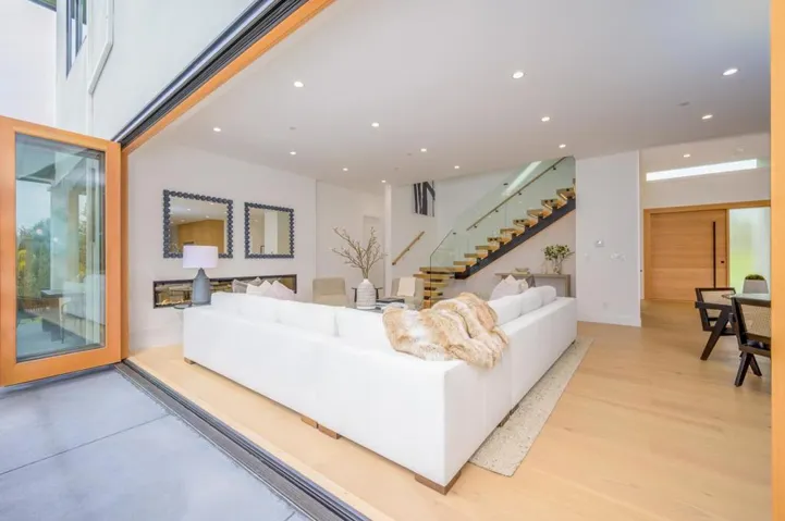 601 Joandra Court, Los Altos, California 94024