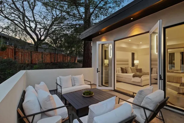 601 Joandra Court, Los Altos, California 94024