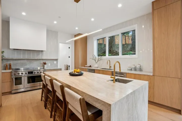 601 Joandra Court, Los Altos, California 94024