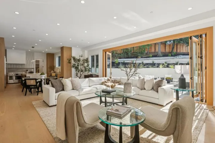 601 Joandra Court, Los Altos, California 94024