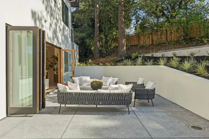 601 Joandra Court, Los Altos, California 94024