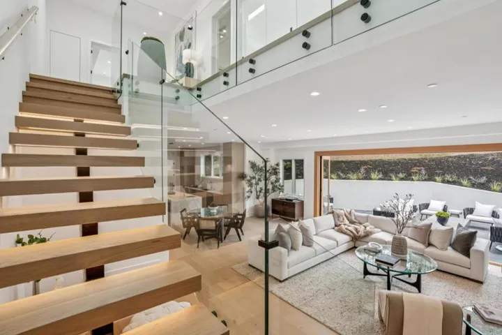 601 Joandra Court, Los Altos, California 94024