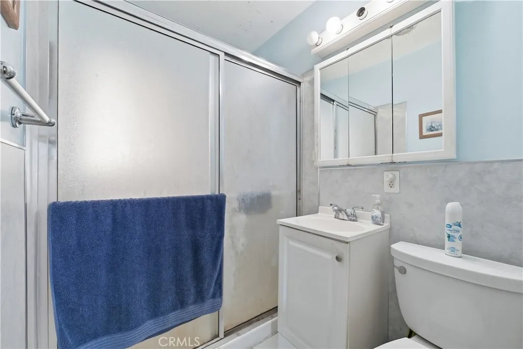 5045 La Sena, Baldwin Park, California 91706 home-pic-18