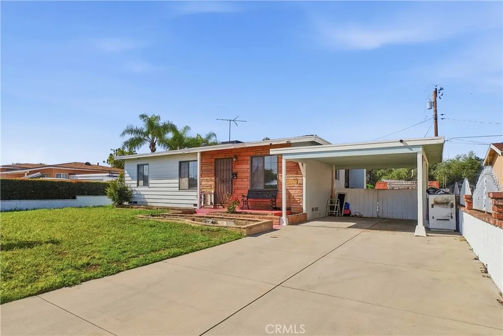 5045 La Sena, Baldwin Park, California 91706 home-pic-2