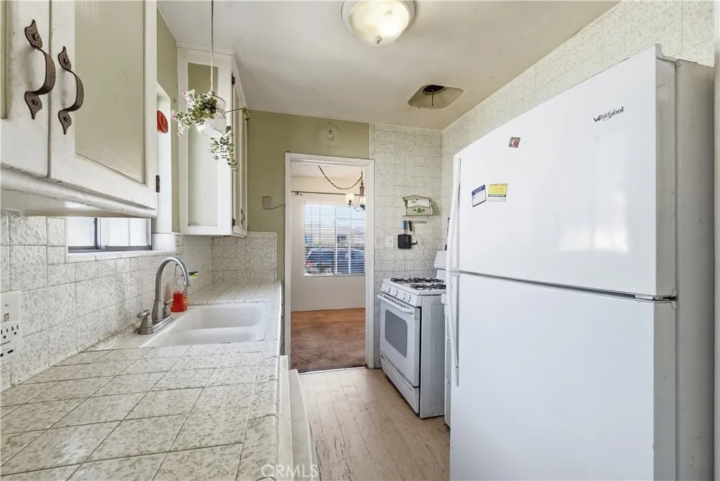 5045 La Sena, Baldwin Park, California 91706 home-pic-12