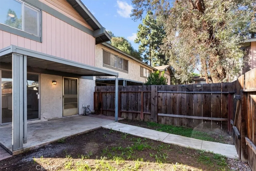 4861 Jackson D, Riverside, California 92503 home-pic-3
