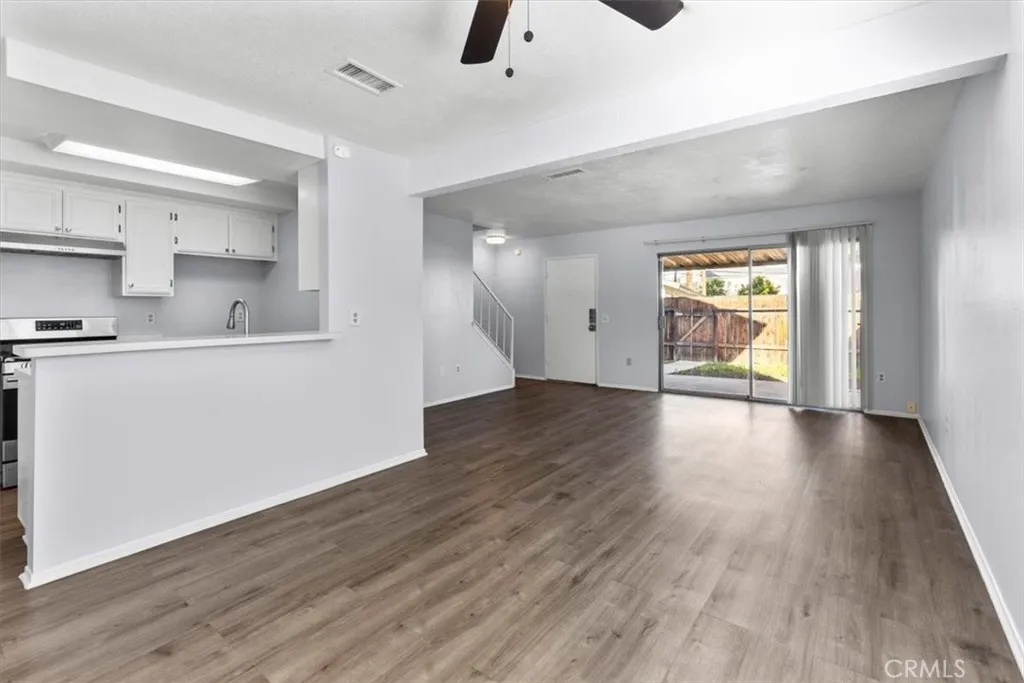 4861 Jackson D, Riverside, California 92503 home-pic-4