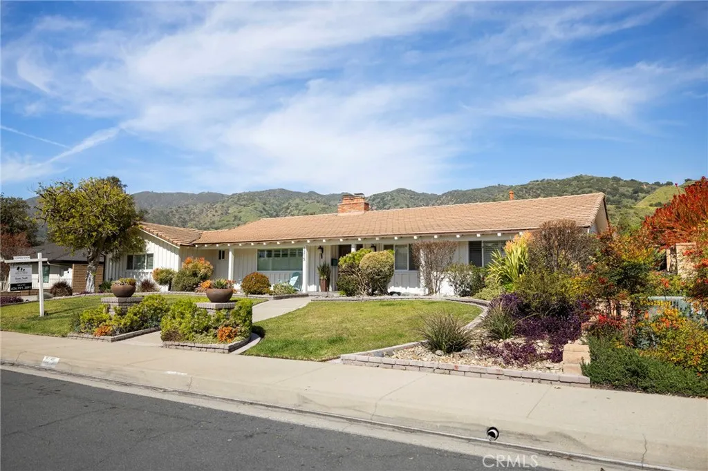 1215 Hidden Springs, Glendora, California 91741 home-pic-40