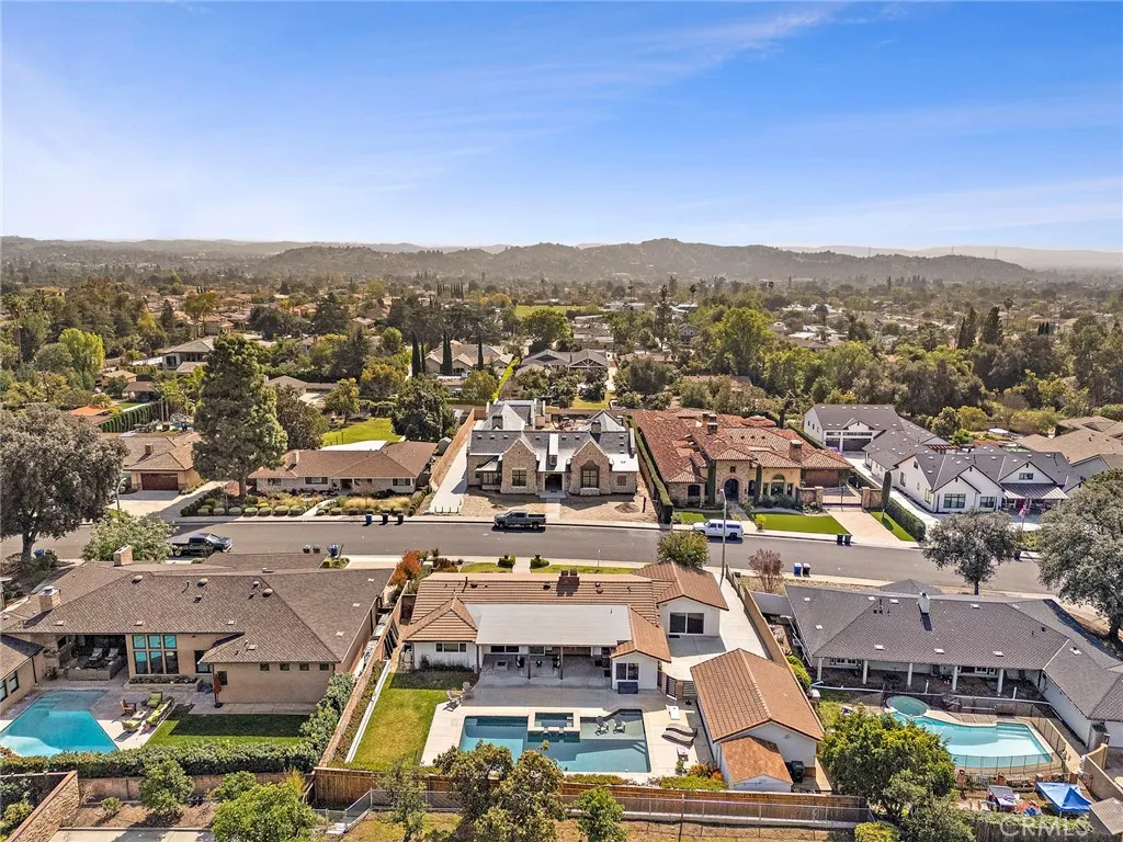 1215 Hidden Springs, Glendora, California 91741 home-pic-38