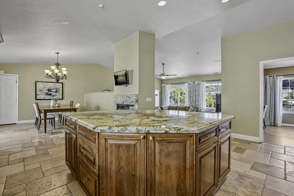 1460 Orpheus Avenue, Encinitas, California 92024 home-pic-5