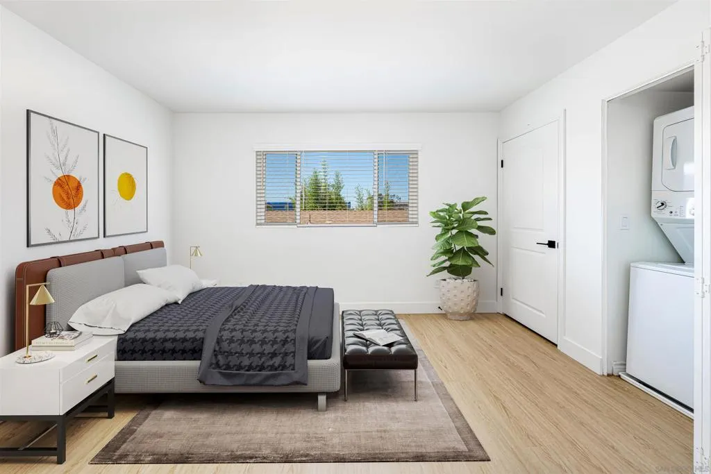 1030 Robinson Ave 205, San Diego, California 92103 home-pic-4