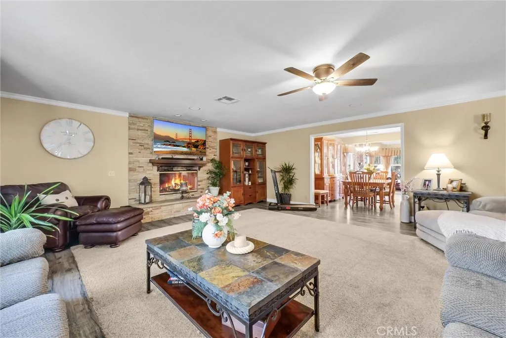 30665 Feather Court, Temecula, California 92591 home-pic-13